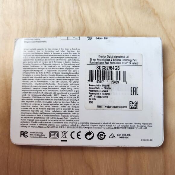 Kingston 64GB microSDXC Canvas Select Plus Flash Memory Card NEW - Picture 2 of 2